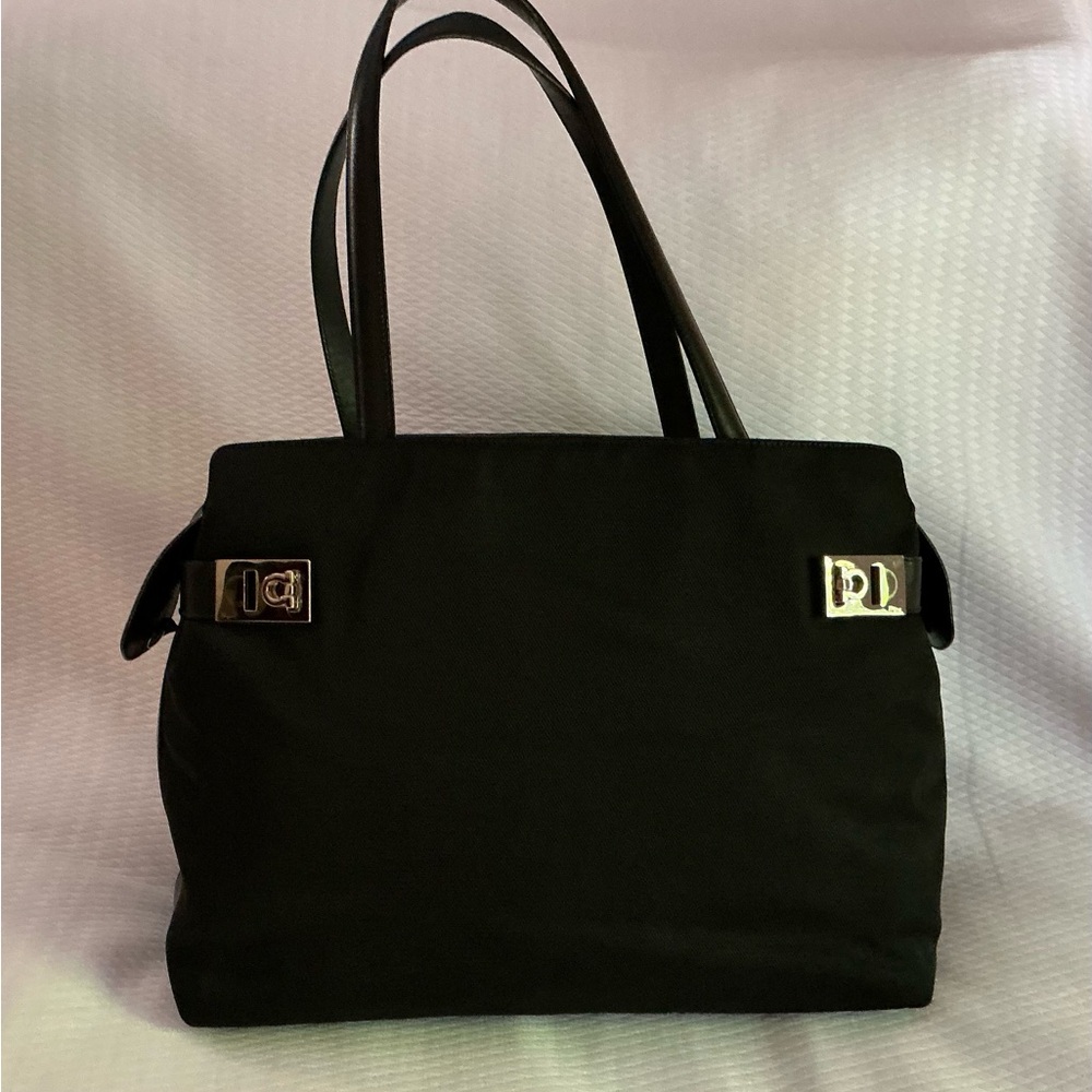 Salvatore Ferragamo Gancini Buckle Tote